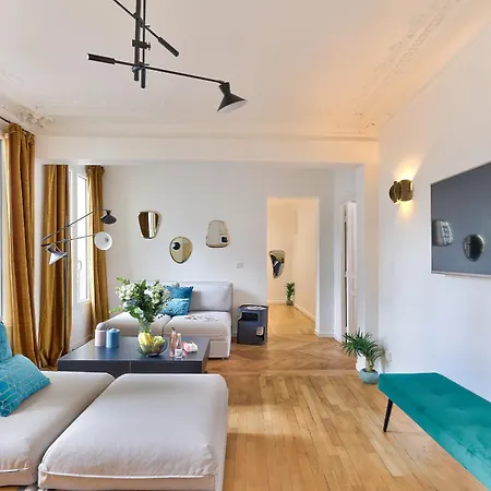 Urbanflat 99 - Spacious 6 Bedrroms In Lejlighed *