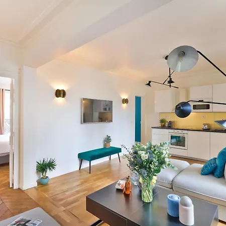 Urbanflat 99 - Spacious 6 Bedrroms In