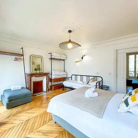 Urbanflat 99 - Spacious 6 Bedrroms In