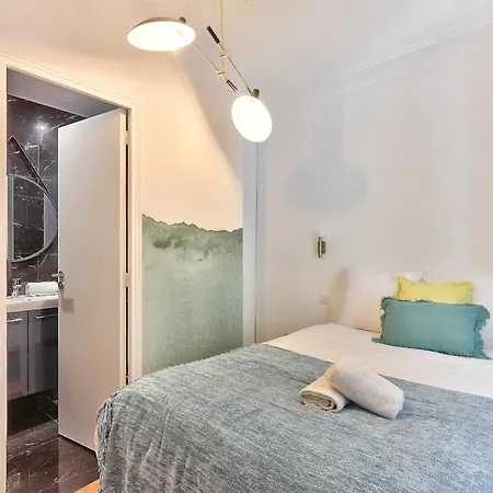 Urbanflat 99 - Spacious 6 Bedrroms In