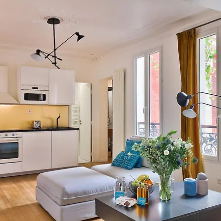 Urbanflat 99 - Spacious 6 Bedrroms In Apartmán Paříž